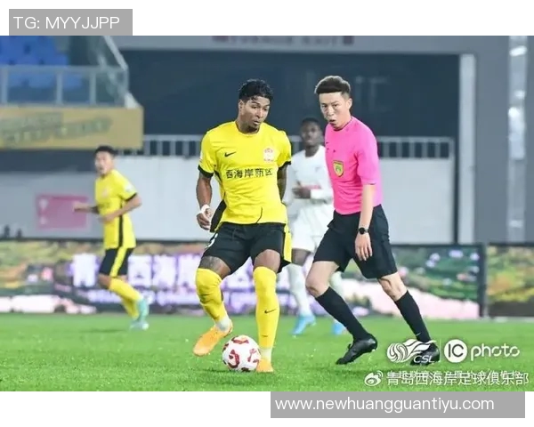 大连英博主场落后青岛西海岸阿齐兹精彩进球助队领先